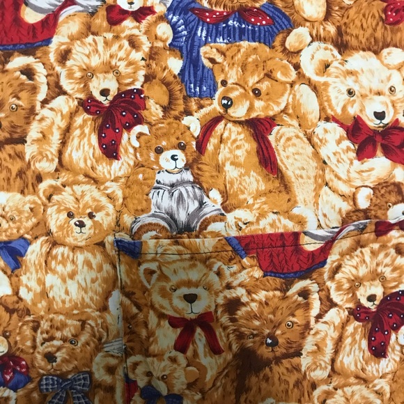 🔥SALE🔥 Bear Scrub Top - Picture 2 of 4